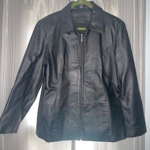Ladies genuine leather jacket
